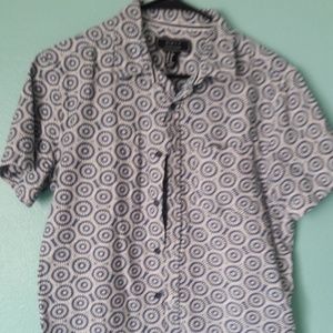 Forever 21 Floral Button Up Size XS